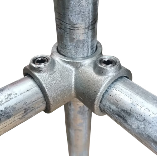 CONECTOR COT CU 3 CĂI pentru țeavă de 1" (Ø33,7 mm)