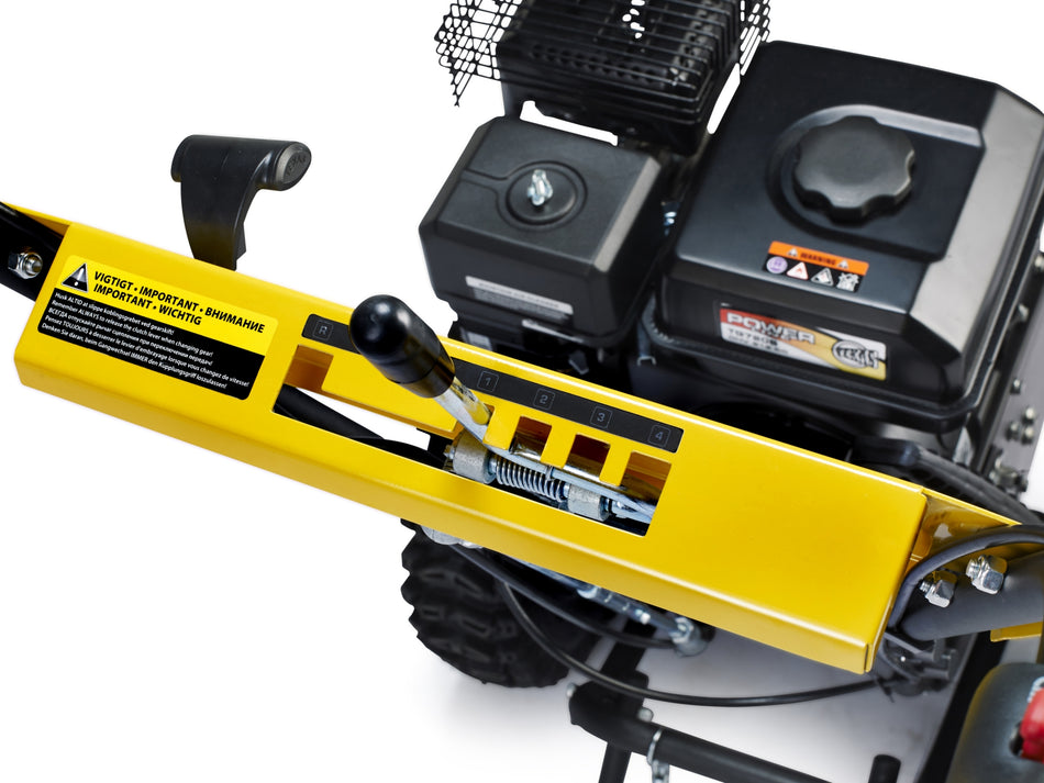 Texas Combi 800TG utilaj multifunctional pentru curatenie drumuri si spatii verzi, 5CP, 4+1, benzina, sfoara, fara accesorii incluse