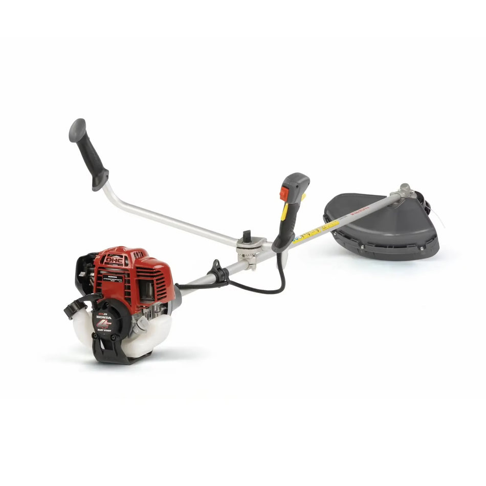 Motocoasa de umar pe benzina Honda UMK 425 E2 UEET, 4 timpi, 0.98 CP